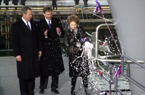 reagan-nancy-ship-splat.jpg