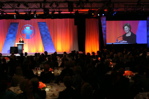 bush-laura-remarks-at-robert-s-folsom-leadership-award-dinner.jpg