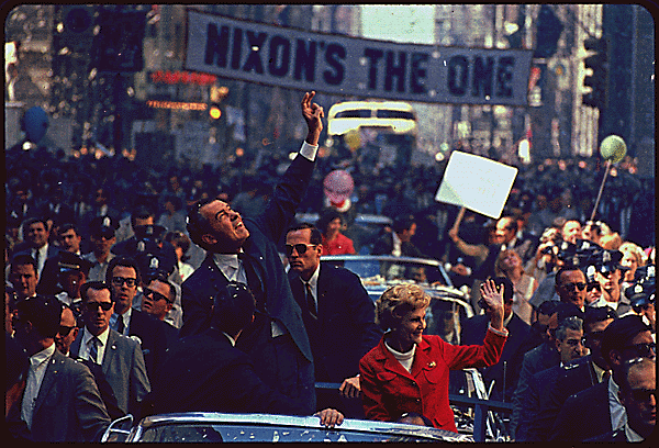 nixon-campaigns-1968.gif